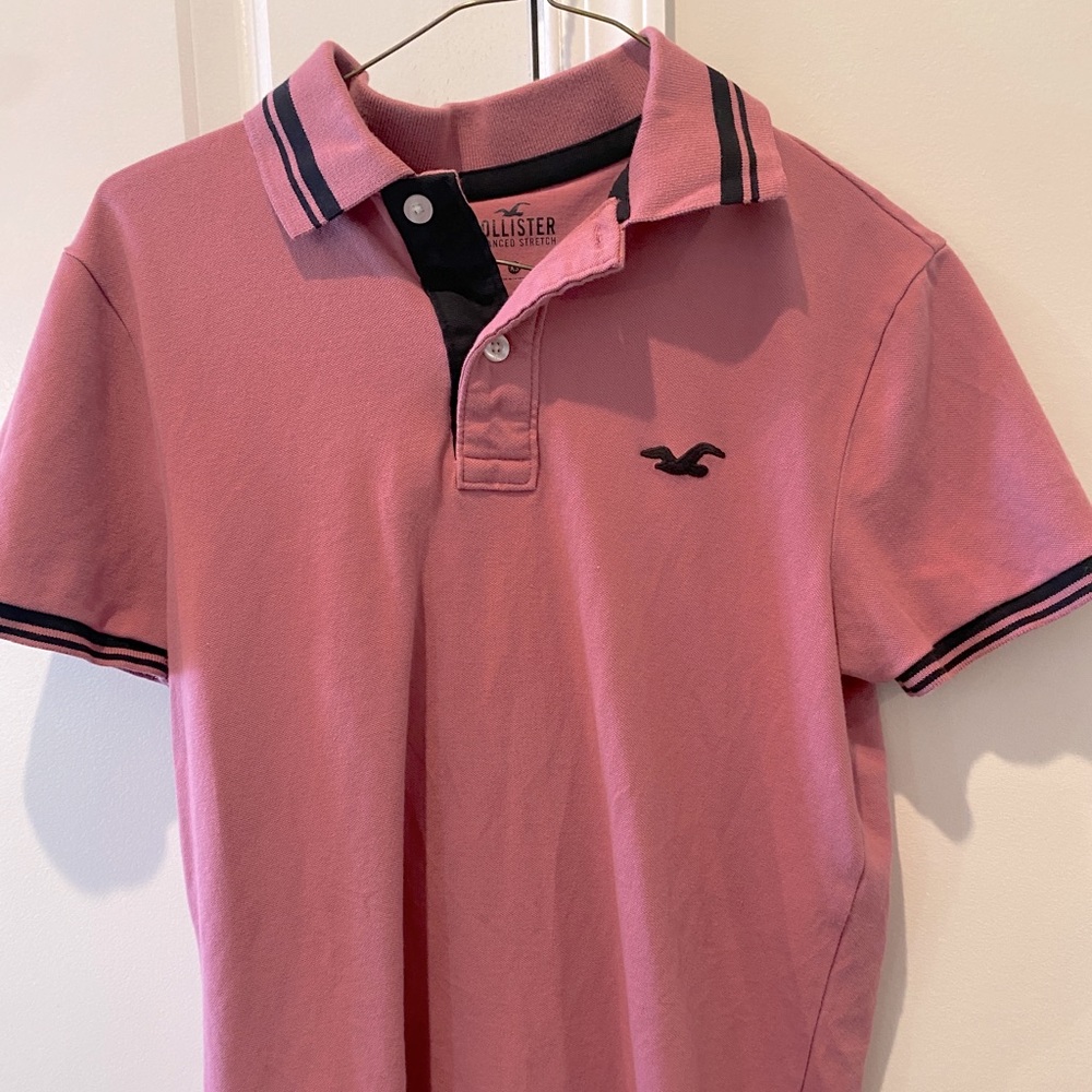 Men’s XS Hollister polo